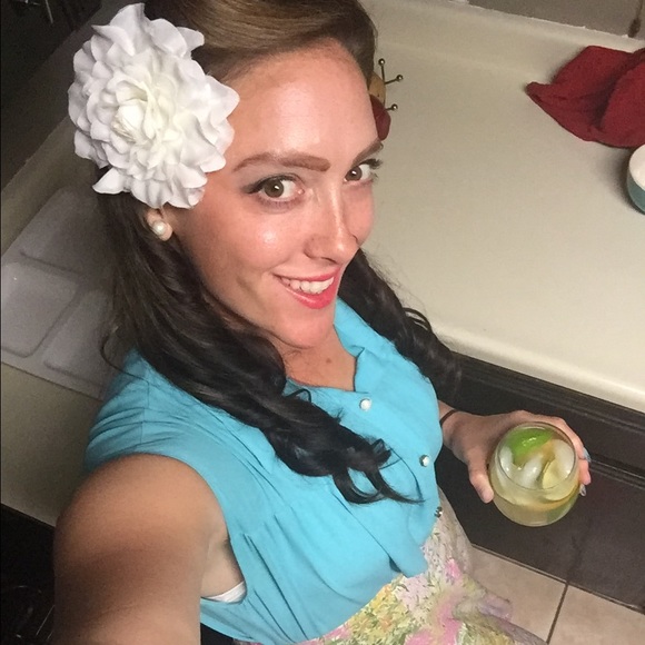 Meet your Posher, Tasia - Picture 4 of 4