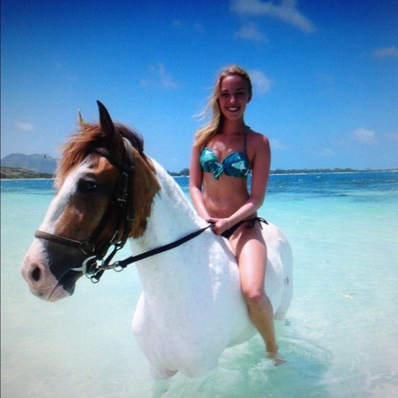 Meet your Posher, Skylar