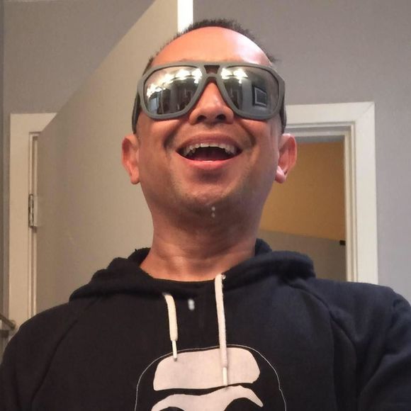 Meet your Posher, Manny