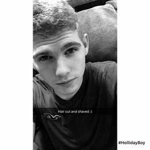 Meet your Posher, Aaron