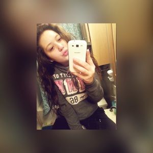 Meet your Posher, Monica