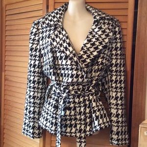 INSIGHT BLACK WHITE CHECKED JACKET BLAZER SIZE 14