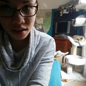 Meet your Posher, Jelly