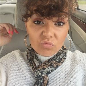 Meet your Posher, Amanda