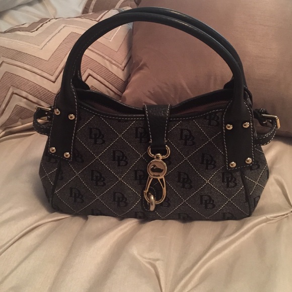 Dooney  bourke hand bag