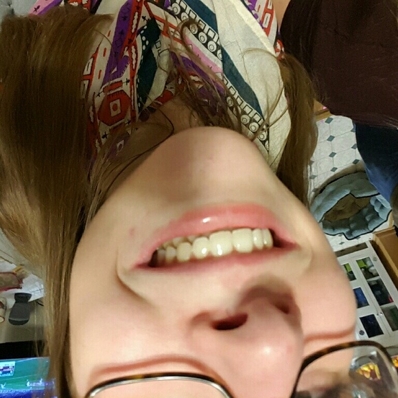 Meet your Posher, Tess