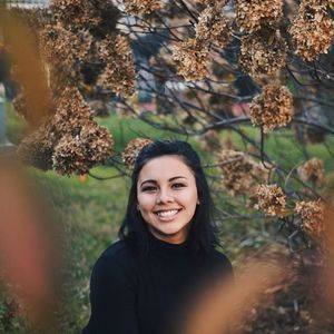 Meet your Posher, Olivia