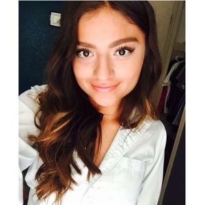 Meet your Posher, Noemi