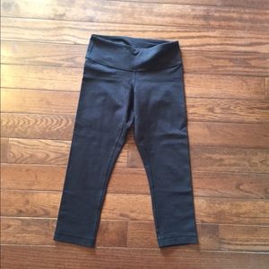 lululemon wunder under cropped leggings