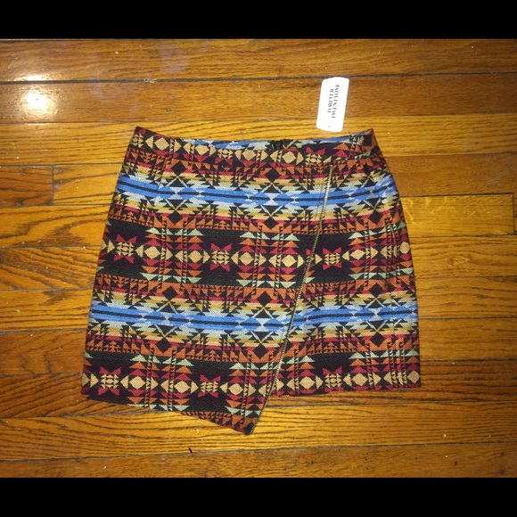 Geometric Print Skiirt
