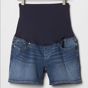 SOLD GAP maternity 4R slim shorts