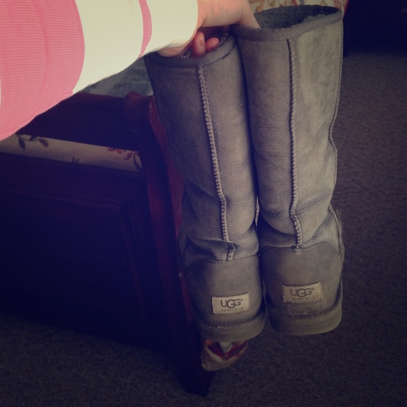 UGG Shoes - Tall UGGS