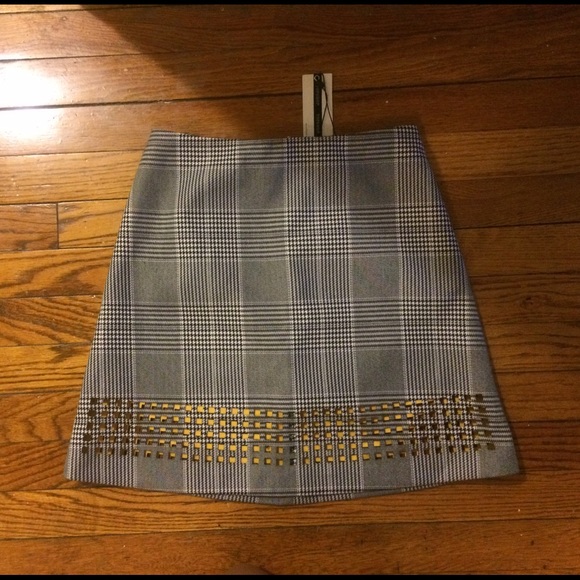 Houndstooth Print Skirt