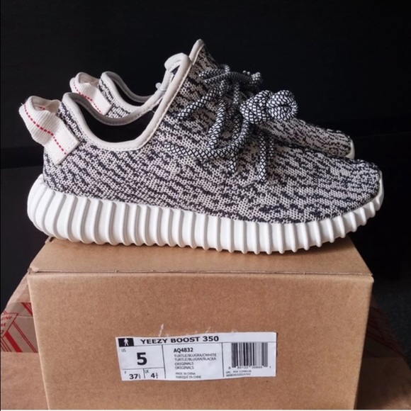 Size 5 Yeezus Adidas - Picture 2 of 3