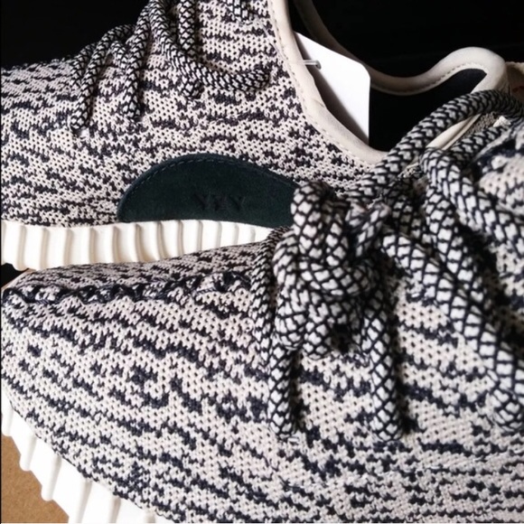 Size 5 Yeezus Adidas - Picture 3 of 3