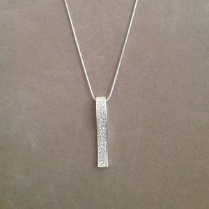 Long crystal pendant necklace