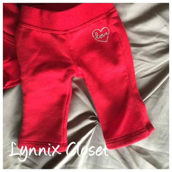 Newborn - Picture 2 of 3