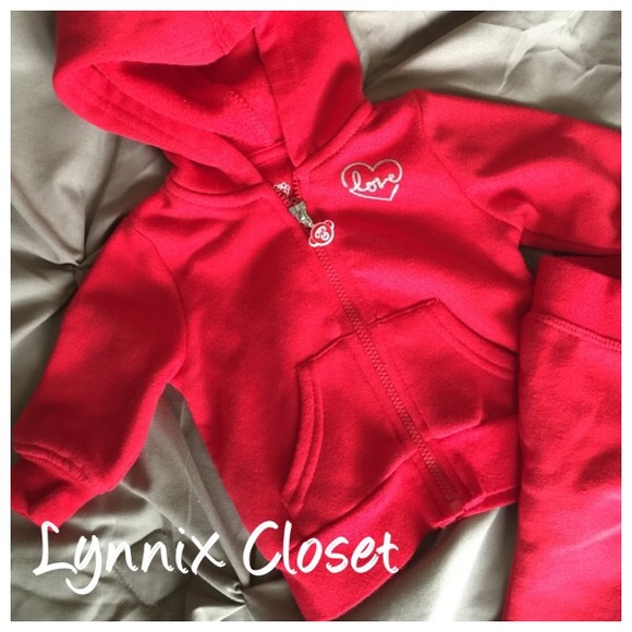 Newborn - Picture 3 of 3