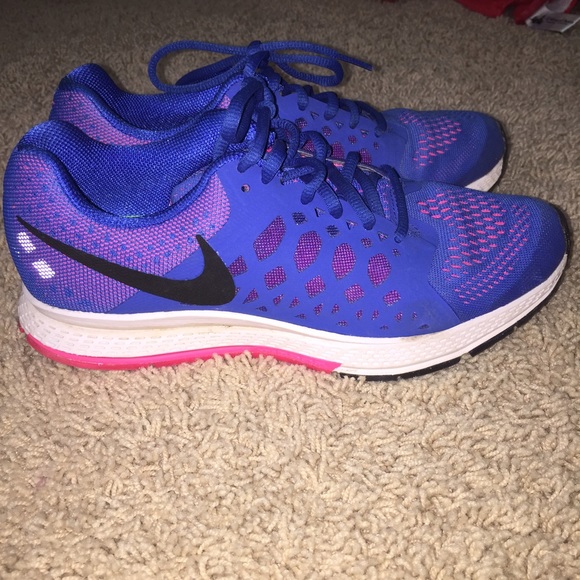 EXCELLENT condition Nike zoom Pegasus 31