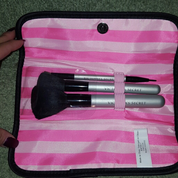VS 2013 Fashion Show Brushes and Holder ♡♡ - Picture 2 of 4