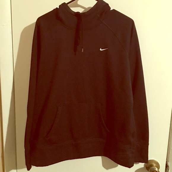 Women's Nike therma pullover - Picture 1 of 1