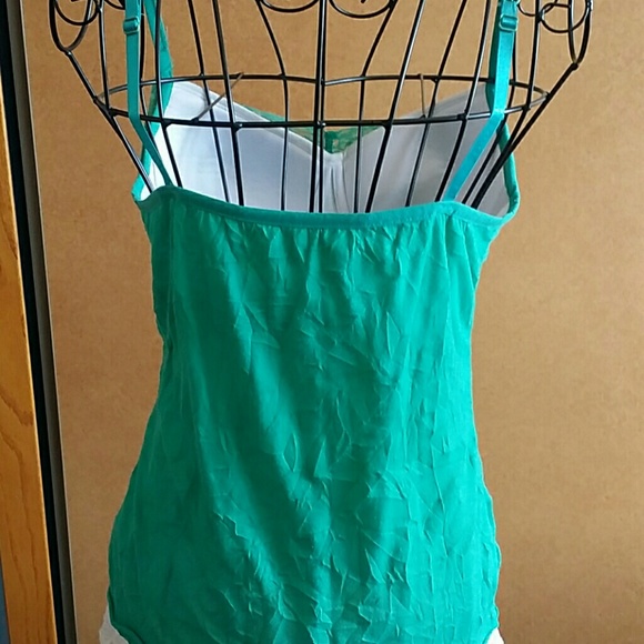 Top - Picture 2 of 4
