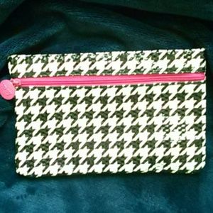 Makeup bag