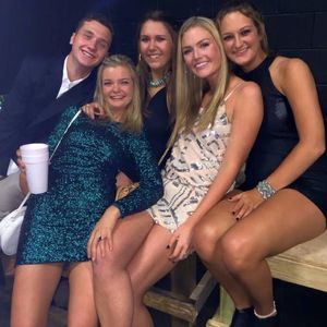 Meet your Posher, Nealy