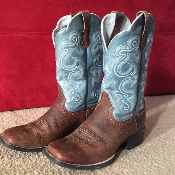 Ariat cowboy boots