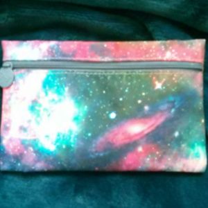 Makeup bag