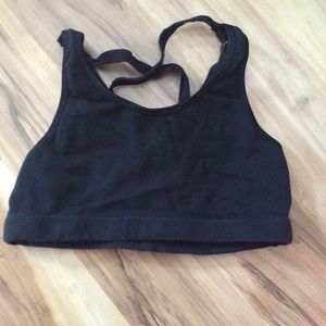 Black sports bra