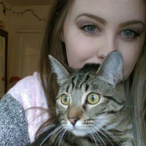 Meet your Posher, Kayla