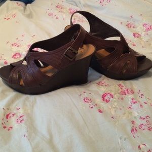 Giani Bini sling back wedges