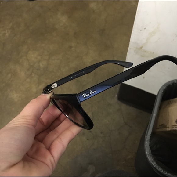 AUTHENTIC RAY BANS 4184 - Picture 3 of 4