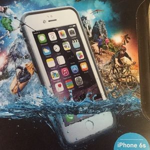 Lifeproof iphone 6/6s case in white