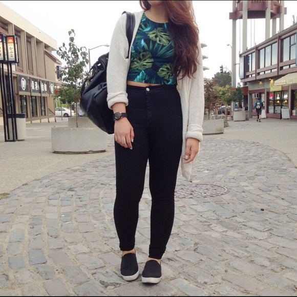 American Apparel Jungle Leaves Crop Top