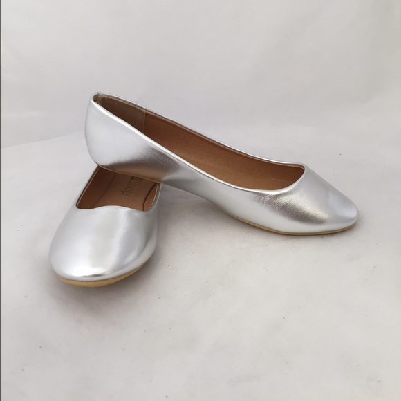 Silver Flats by ShuShop - Picture 2 of 3