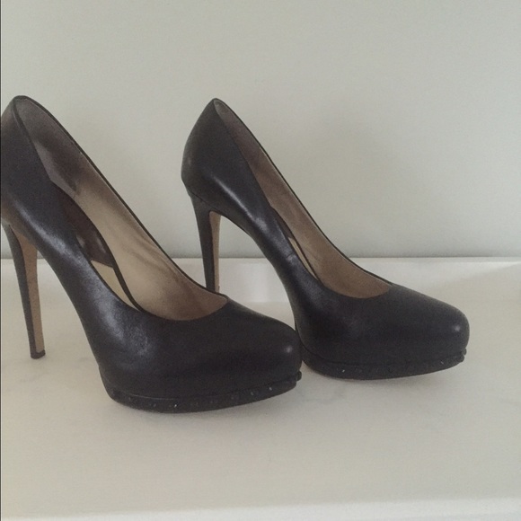 Black pumps - Picture 2 of 4