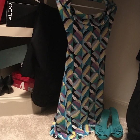 backless stretchy mini dress - Picture 3 of 3