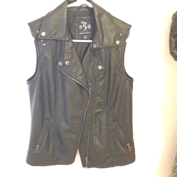 Papaya cropped faux leather vest