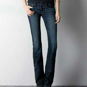 American eagle Artist dark wash stretch jeans