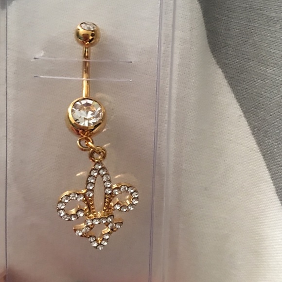 Belly button ring