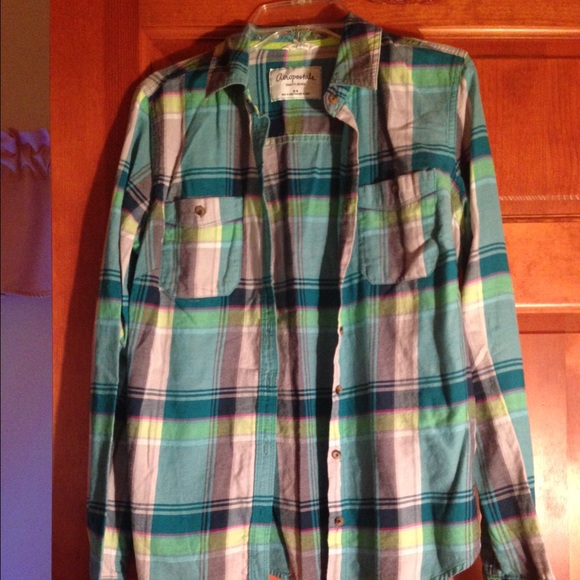 Plaid button down shirt bundle