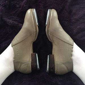 Capezio tap shoes