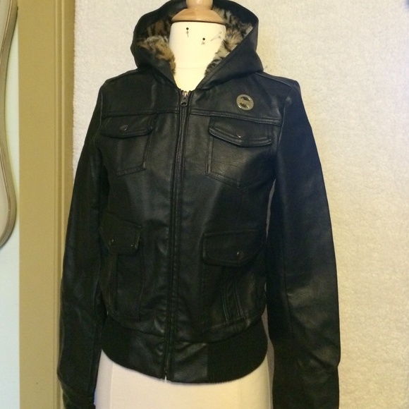 🍀 Faux Leather Jacket with FUR hood by OBEY