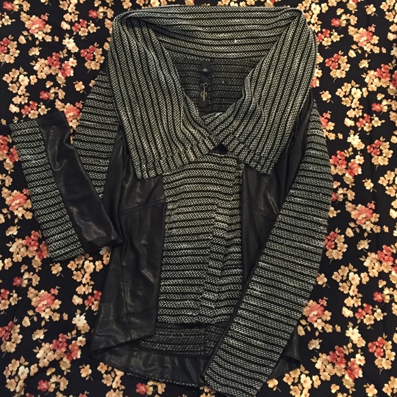 Jessica Simpson Zip-Up