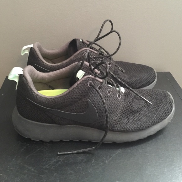 Women's Roches