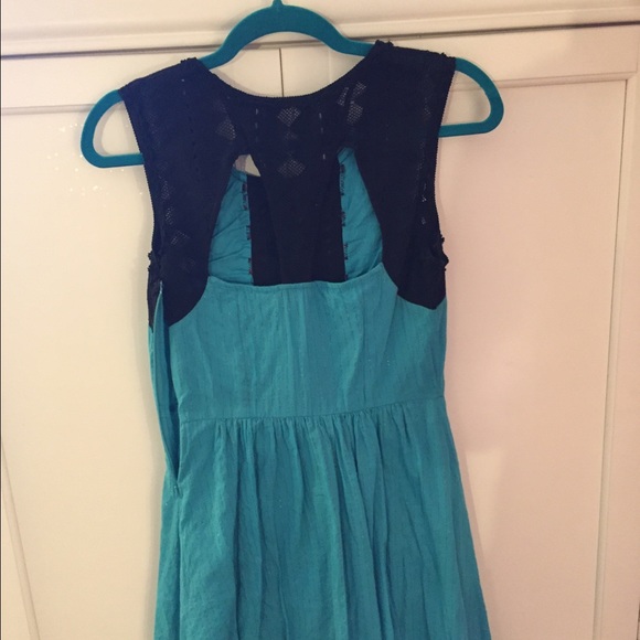 Blue/black dress with design - Picture 3 of 4