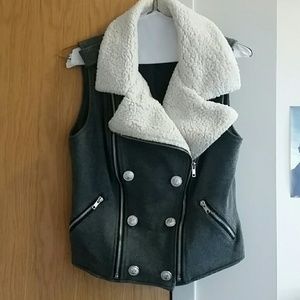 Collared vest