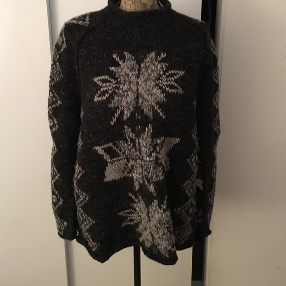 Free people snowflake sweater size small